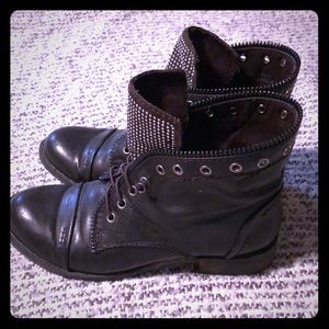Report Bling booties size 7